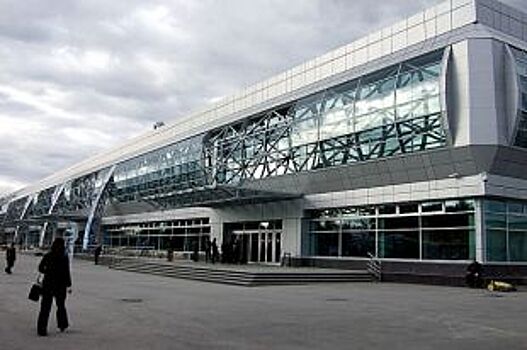 В аэропорту Толмачево для пассажиров «Аэрофлота» закрыт бизнес-зал
