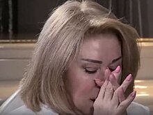 Любовь Успенская обвинила мужа в многочисленных побоях, которые происходили на глазах у дочери