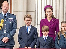 Принц Уильям и Кейт Миддлтон появились на параде в честь 80-летия Победы