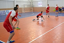 Волейболисты Ямальского филиала ССК дебютировали в Чемпионате Нового Уренгоя