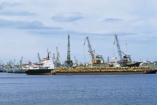 Задержанный в Ливии танкер РФ переправили в Мисрату