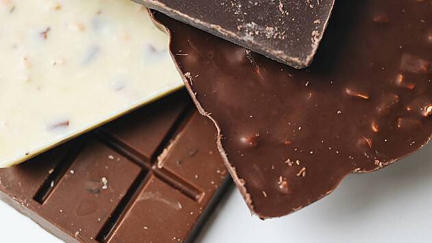 Диетолог назвал допустимую дозу шоколада для пожилых