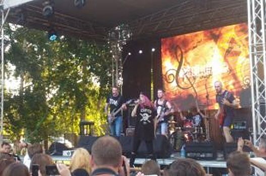 В Барнауле прошел первый масштабный фестиваль рок-музыки «Парк рок»
