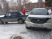 Заблокировавшая чужой автомобиль жительница Кузбасса получила штраф в 2 000 рублей