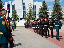 Последний звонок: школу № 4 г. Миллерово в этом году покидают 90 выпускников