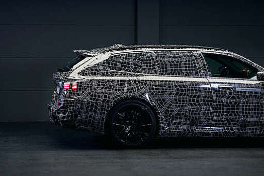 BMW опубликовала первые фотографии универсала M5 Touring