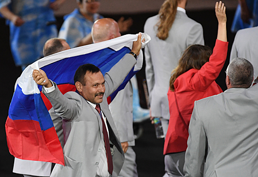 Российский флаг пронесли на открытии Паралимпиады в Бразилии