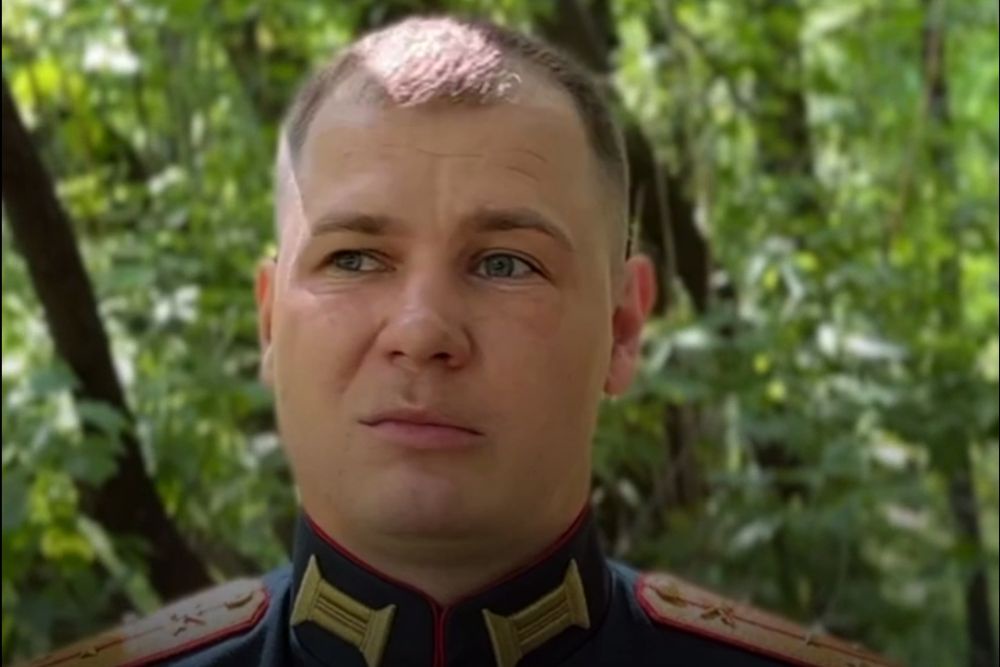 Разведчик Медведев выждал удачный момент и взял в плен 16 солдат ВСУ