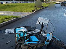 На Ходынском бульваре мотоциклист и пассажир погибли после столкновения с велосипедом курьера