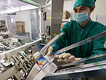 Российские фармпроизводители наладили выпуск нового лекарства против COVID-19
