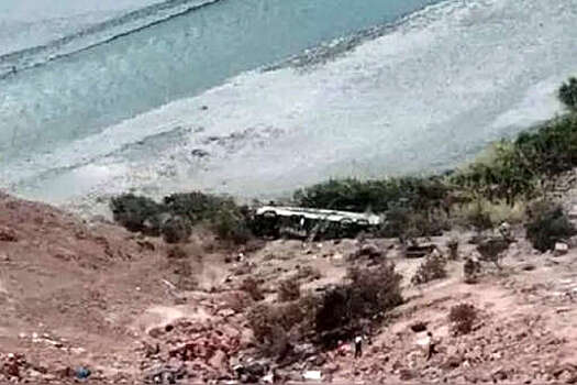 RPP: в Перу упал с обрыва автобус с 50 пассажирами, 37 погибли