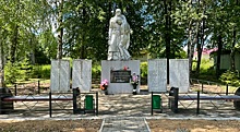 В Кимрском районе благоустроили территорию возле памятника героям Великой Отечественной войны