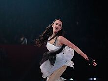 «Они — самый тёплый уголок». Загитова показала, как сделала сюрприз бабушке и дедушке