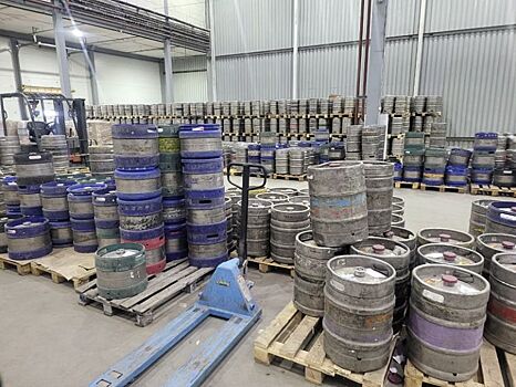 На складе в Новосибирске изъяли 16 тысяч тонн контрафактного пива