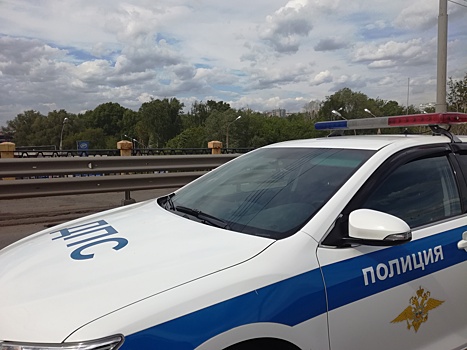 Молодого ижевчанина оштрафовали за езду задним ходом по улице 10 лет Октября