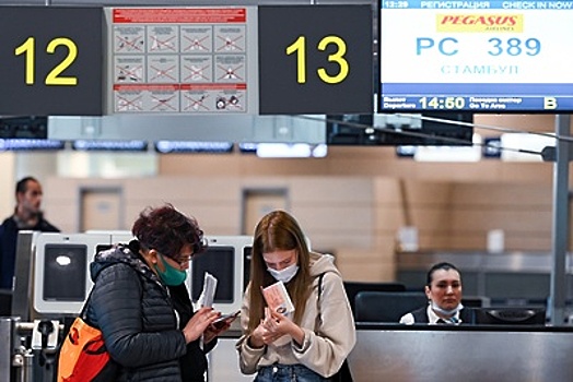 19 рейсов задержали или отменили в аэропортах Москвы