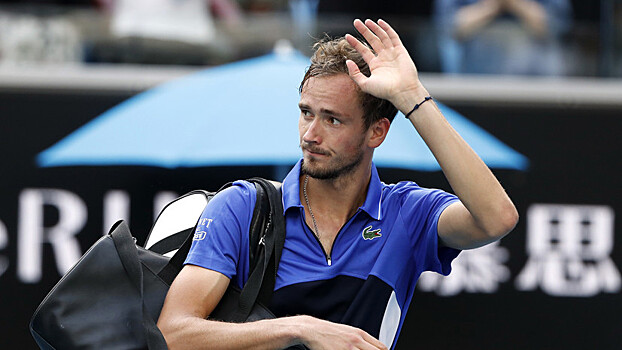 Тарпищев объяснил поражение Медведева в 1/8 финала Australian Open