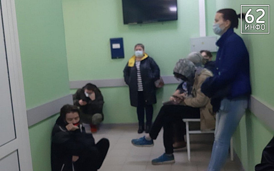 Любимов поручил главе рязанского минздрава ликвидировать очереди в поликлиниках и наладить работу горячей линии