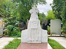 Столичные реставраторы привели в порядок 252 исторических захоронения