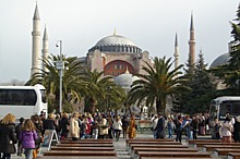 Новосибирские туристы не стали отменять отдых в Турции после взрыва в Стамбуле