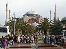 Новосибирские туристы не стали отменять отдых в Турции после взрыва в Стамбуле