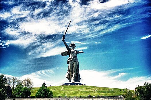 Саратовцам предлагают за 5 часов добраться до Мамаева кургана в День Победы