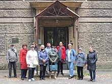 Сотрудники библиотеки №136 провели экскурсию в Мемориальном музее-кабинете имени Петра Капицы