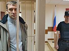 Семья отказалась помогать полковнику Захарченко