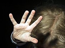 Мужчина за рулем легкового автомобиля сбил восьмилетнюю девочку и ее мать в Волгограде