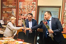 Двух проживающих в Ново-Переделкине ветеранов ВОВ поздравили с 90-летием