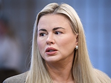 Семенович восхитила фанатов откровенным образом в купальнике