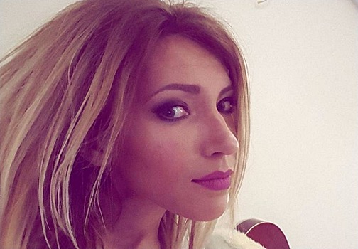 Юлия Самойлова обратилась за помощью к пластическому хирургу