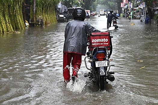 В Польше студенты работают курьерами, чтобы не платить взносы в страховой фонд