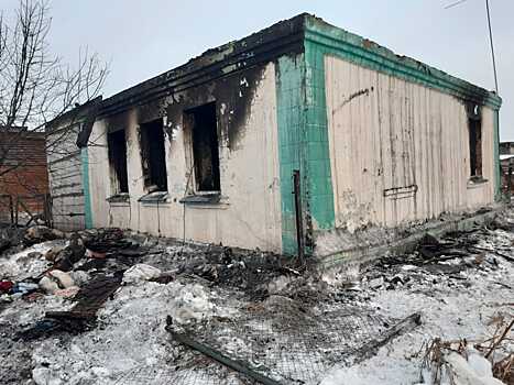 В Новосибирской области возбуждено уголовное дело после гибели трёх человек в пожаре