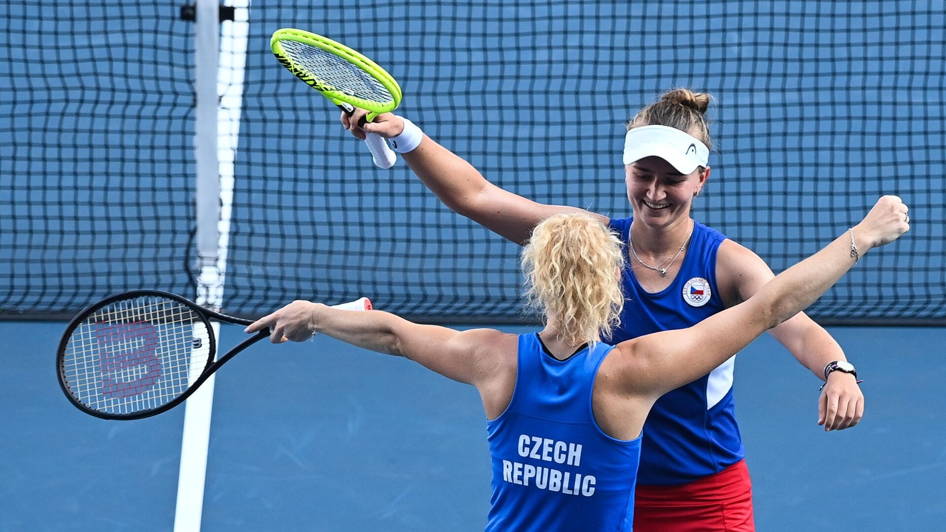 Чешки Крейчикова и Синякова стали победительницами Australian Open — 2023 в парном разряде