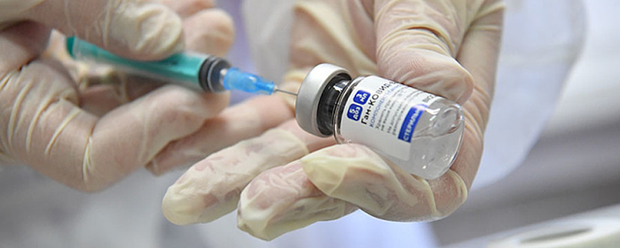 В Петербурге за сутки сделано рекордное число прививок от COVID-19