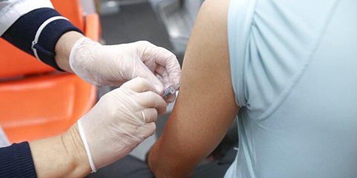 Лидер ЛДПР призвал россиян сделать прививку от гриппа
