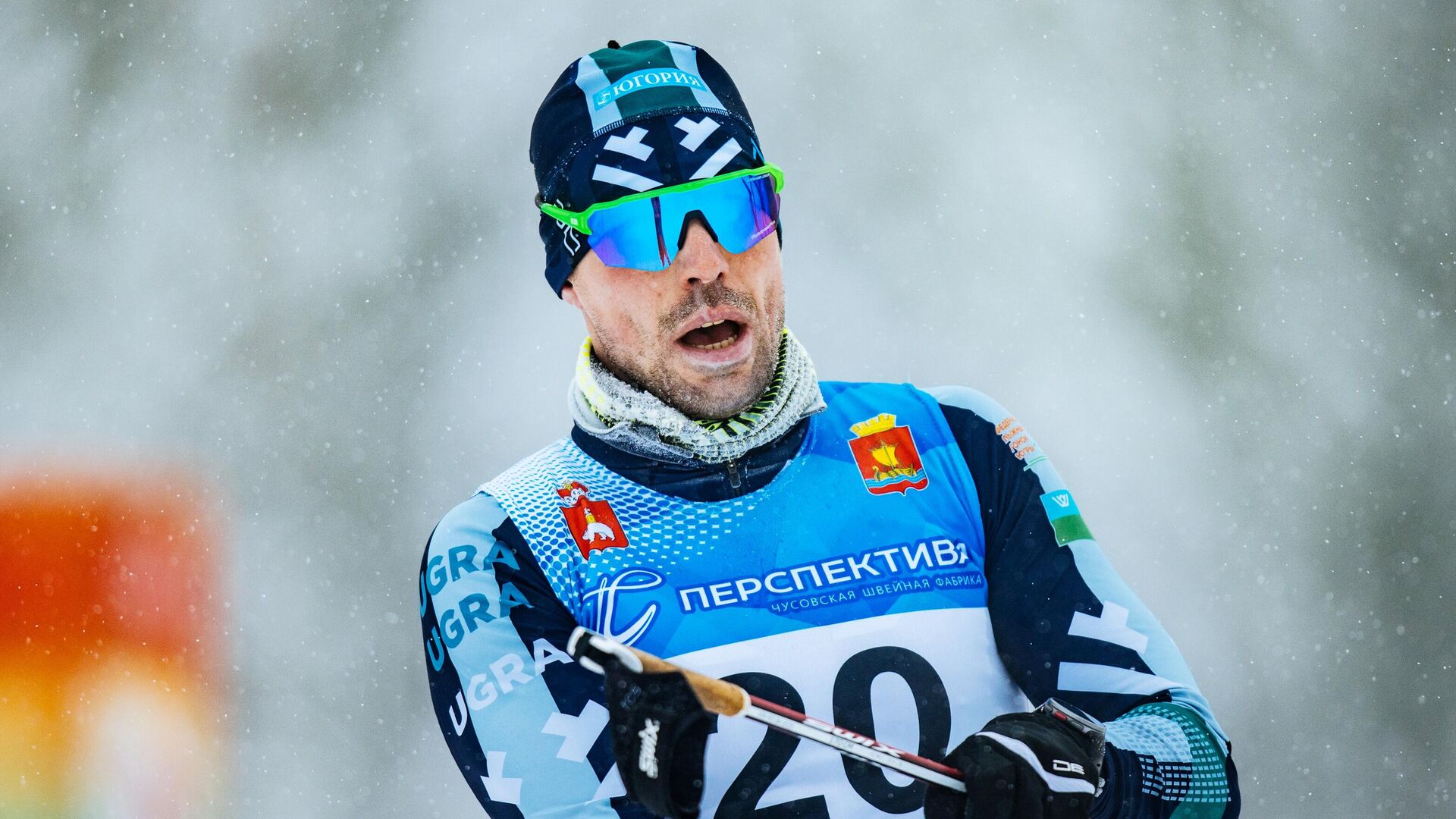 Сергей Устюгов выиграл спринт на ЧР по лыжным гонкам, Большунов — третий