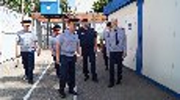 Начальник Управления кадров ФСИН России Александр Федоров ознакомился с материальной базой Самарского юридического института ФСИН России