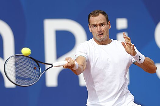 Роман Сафиуллин проиграл в первом круге турнира в Уинстон-Сейлеме