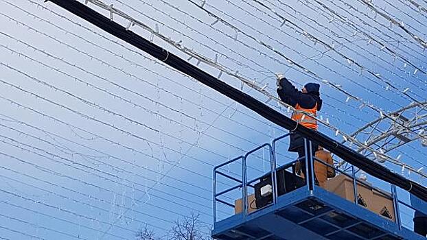 В Челябинске не станут отменять траты на покупку новогодней иллюминации