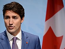 Премьер Канады расцеловал филиппинских женщин