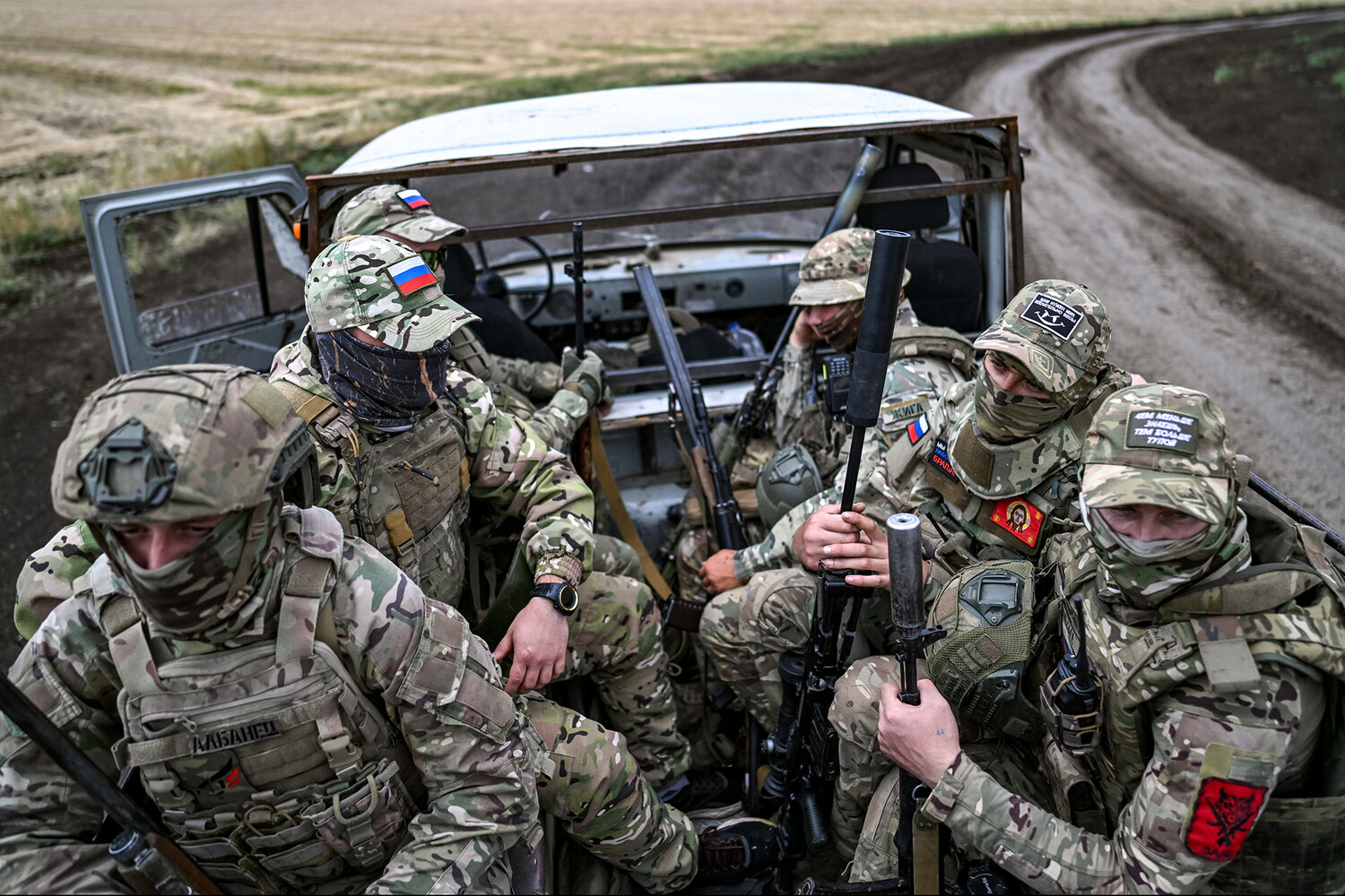 Путин разрешил российским командирам заверять доверенности добровольцев на СВО