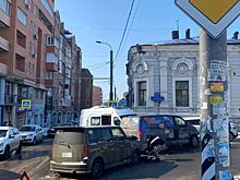 Водитель пострадал в ДТП в центре Ростова