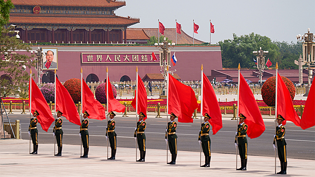Китай ввел санкции против двух оборонных компаний США
