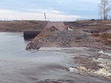 В Новосибирской области продлили запрет на движение транспорта по двум дорогам