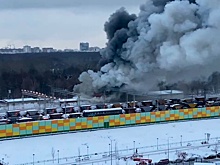 Два человека погибли при пожаре в автосервисе на востоке Москвы