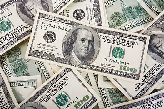 Экономисты оценили глубину падения доллара