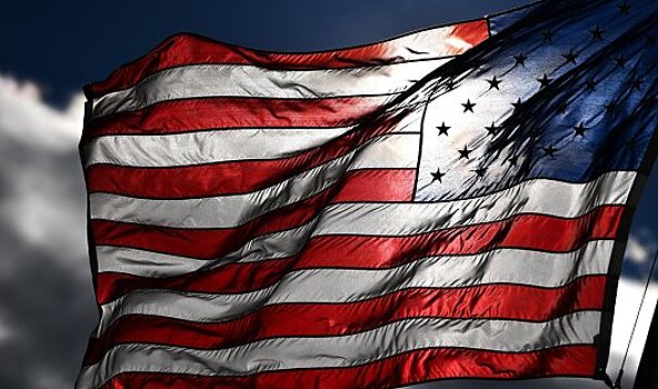 Экономика США начала расти быстрее прогнозов