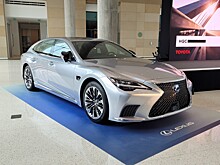 Новый Lexus LS 500h 2022 получил новую полуавтономную систему вождения